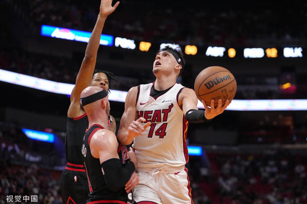 人注目的是 人注目的是