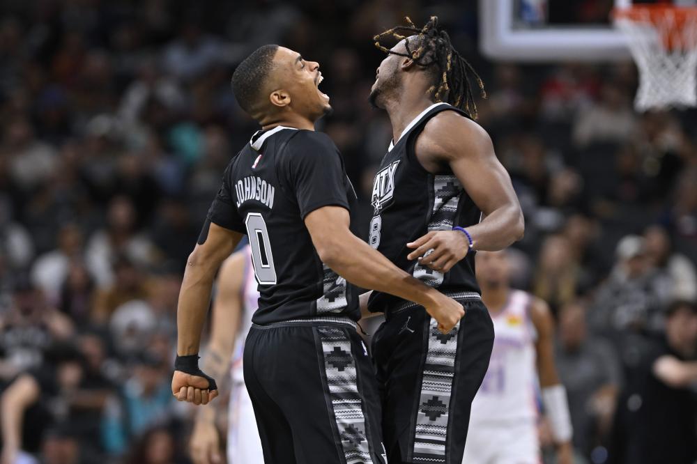 球员谢伊 球员谢伊